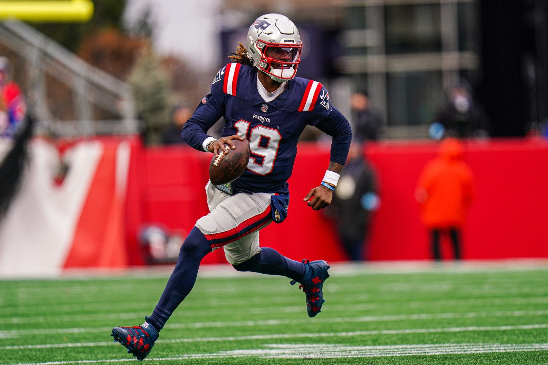 QB Joe Milton III Makes Feelings Clear About Joining Cowboys After Patriots Trade