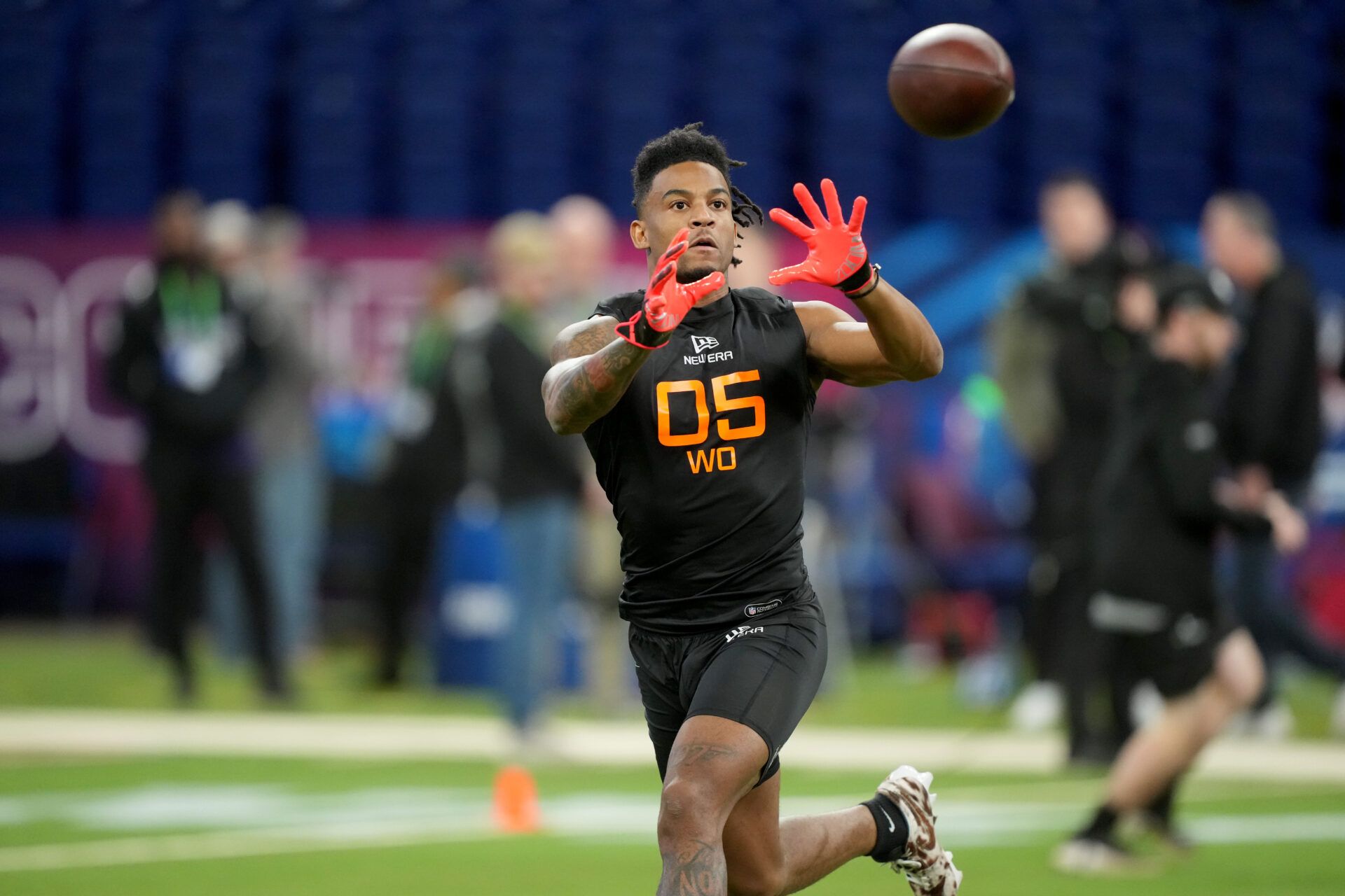 Texas WR Isaiah Bond Claps Back At NFL Scout Who Called Him a ‘Selfish Diva’