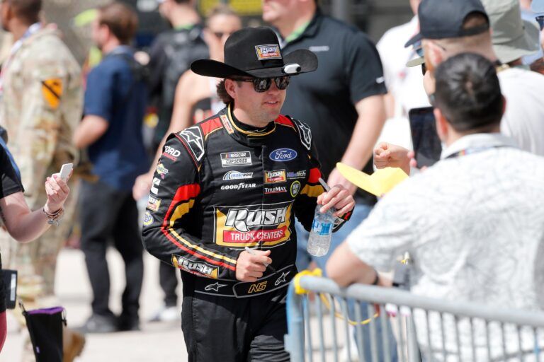 NASCAR Cup Series driver Noah Gragson (4) walks into EchoPark Automotive Grand Prix for driver introductions at Circuit of the Americas.