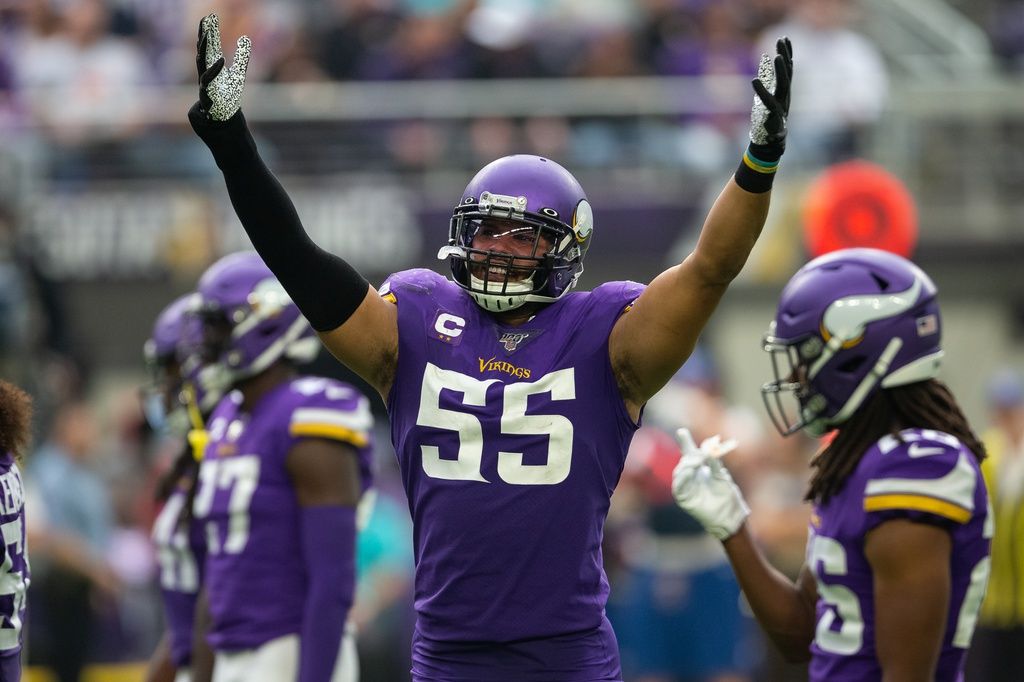 Minnesota Vikings outside linebacker Anthony Barr (55) reacts during the third quarter against the Atlanta Falcons at U.S. Bank Stadium.