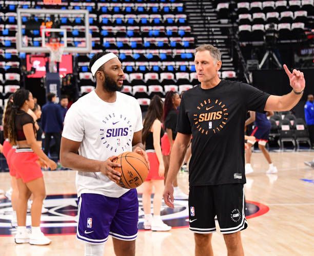 Brent Barry Reflects on Supersonics Era, Endorses Climate Pledge Arena for NBA