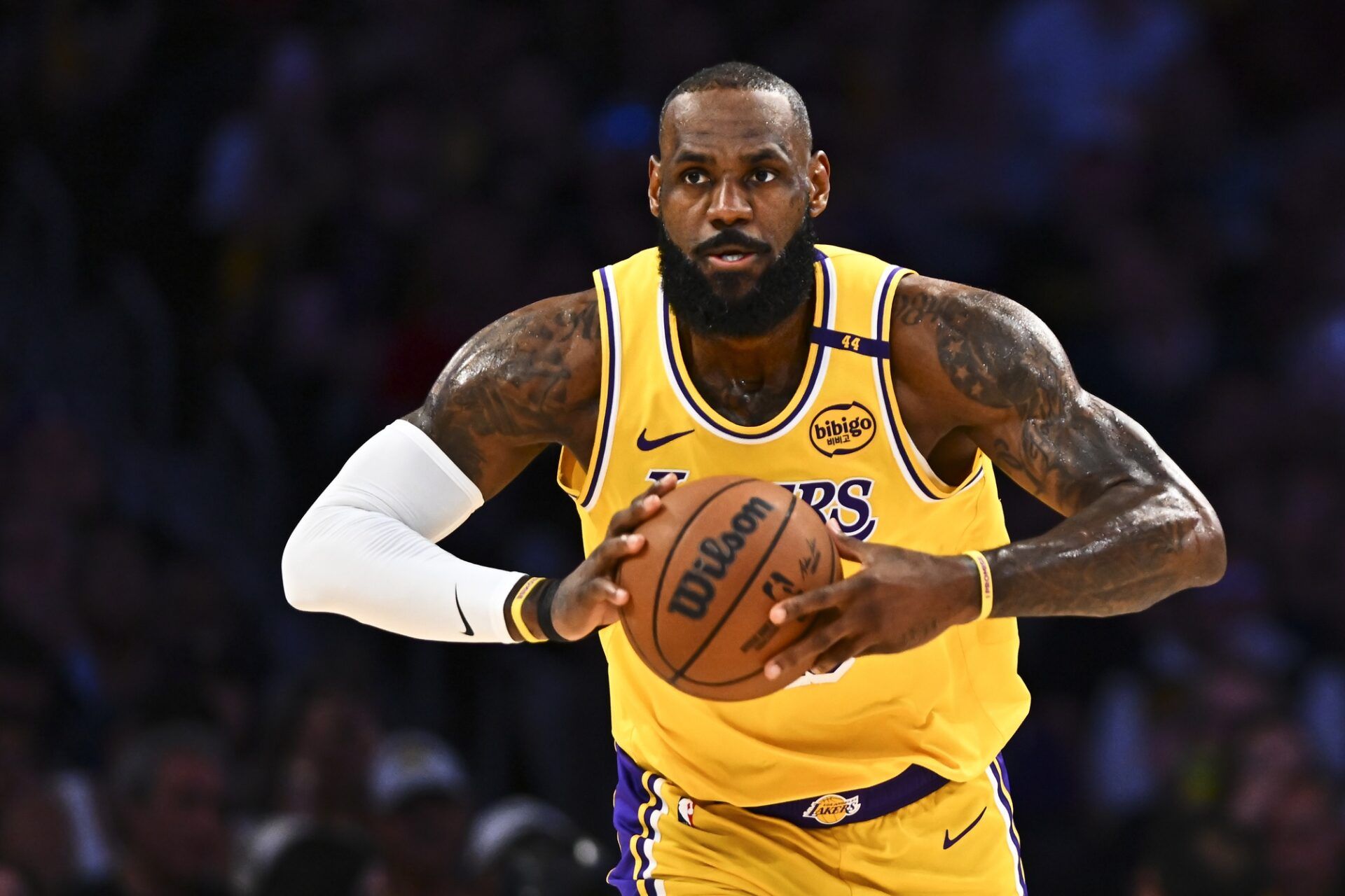 Los Angeles Lakers forward LeBron James (23) passes against the Houston Rockets during the first half at Crypto.com Arena.