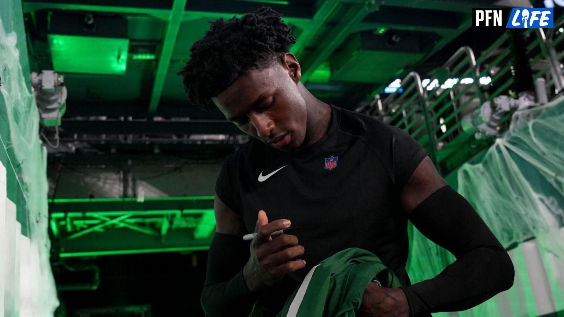 Dana White hilariously roasted Sauce Gardner after the Jets' star refused to kiss rapper Ice Spice on the kiss cam during Adin Ross’ celebrity fight night.