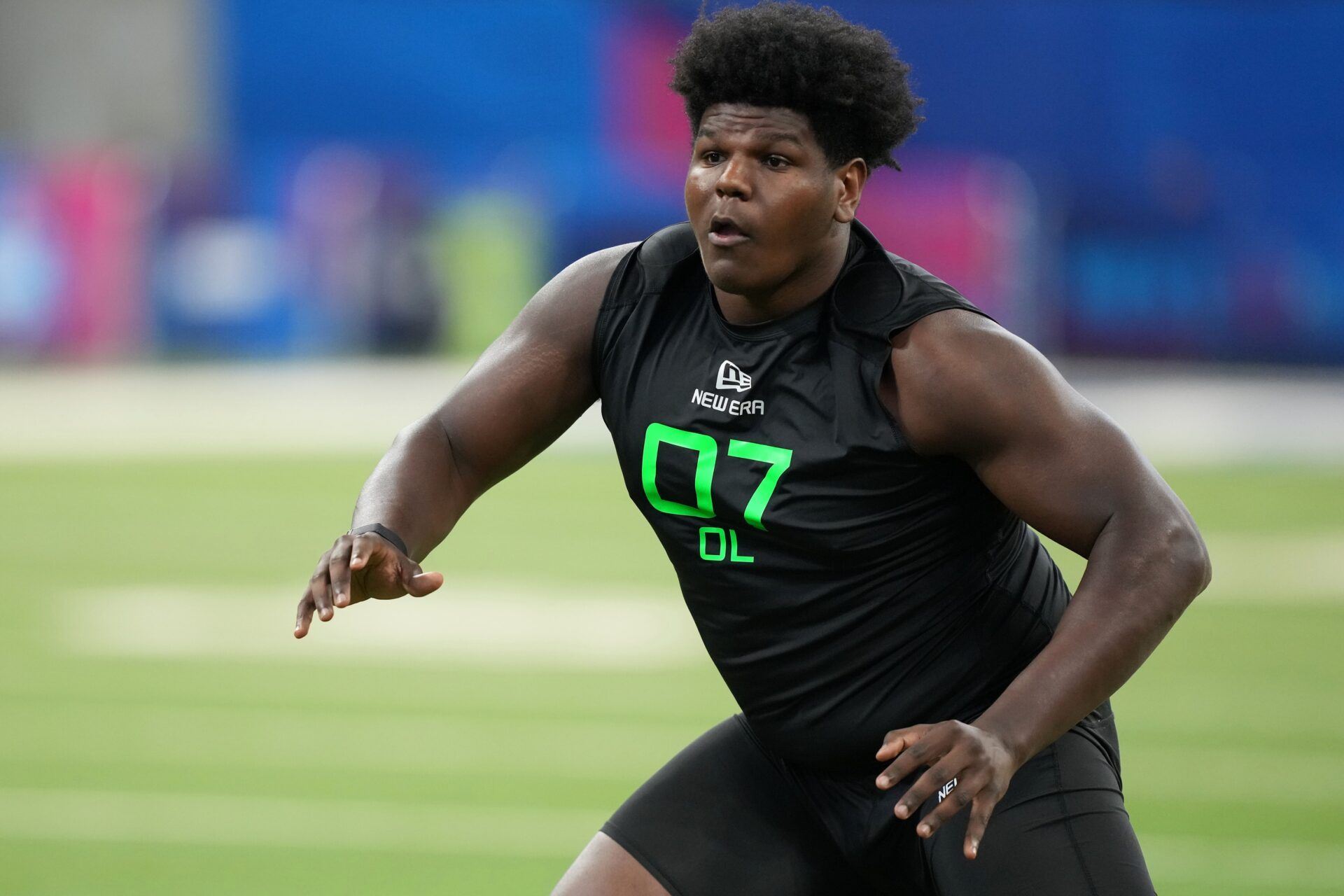 Mar 2, 2025; Indianapolis, IN, USA; Oregon offensive lineman Josh Conerly (OL07) during the 2025 NFL Combine at Lucas Oil Stadium. Mandatory Credit: Kirby Lee-Imagn Images