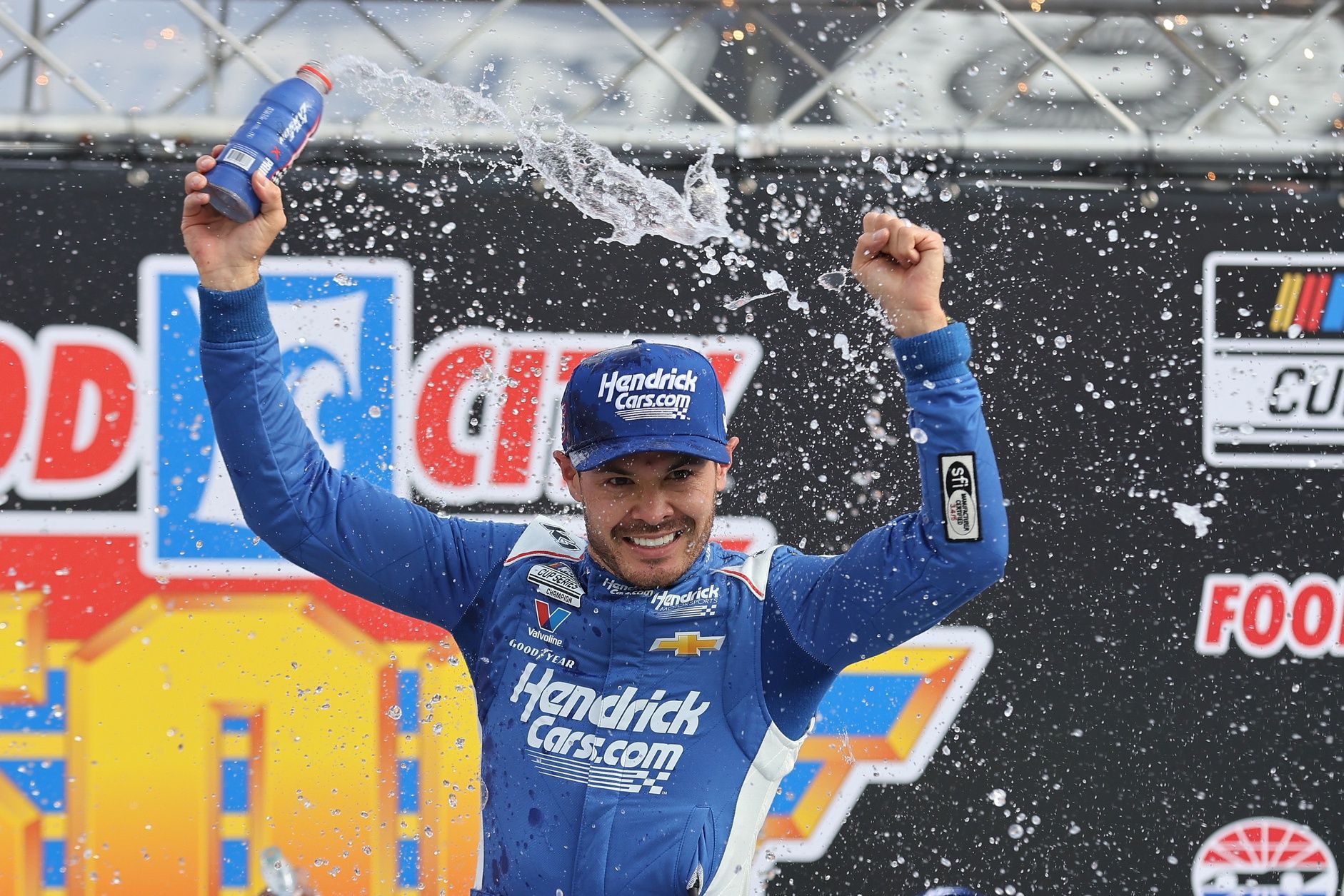 NASCAR Cup Series driver Kyle Larson (5) wins the NASCAR Food City 500 at Bristol Motor Speedway.
