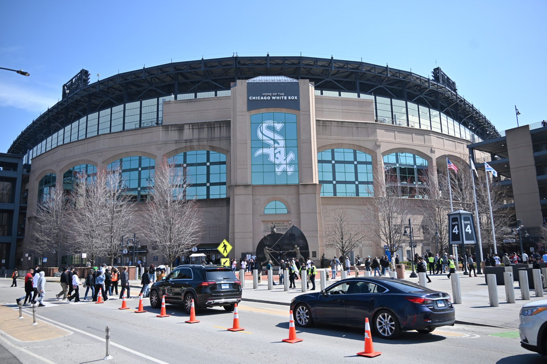 The Chicago White Sox ownership is not set to see any changes any time soon as Jerry Reinsdorf looks set to stay in place.