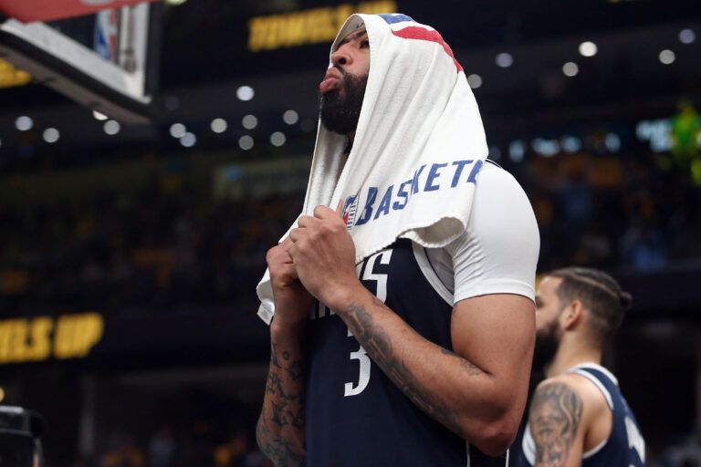 Anthony Davis Reflects on Tumultuous Mavs Stint After Failed Attempt to Clinch 2025 Playoff Spot