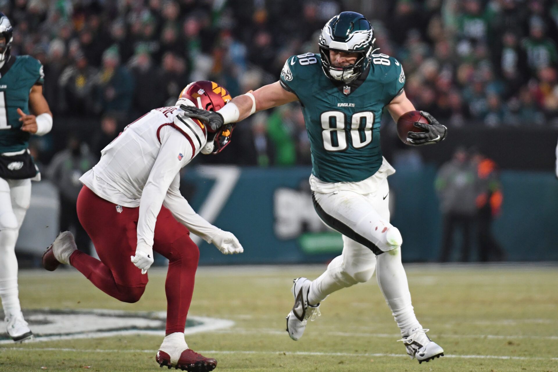 Eagles Predicted To Swap Star TE Dallas Goedert for $31 Million Former Top-5 Pick in 2025 NFL Draft Day Trade