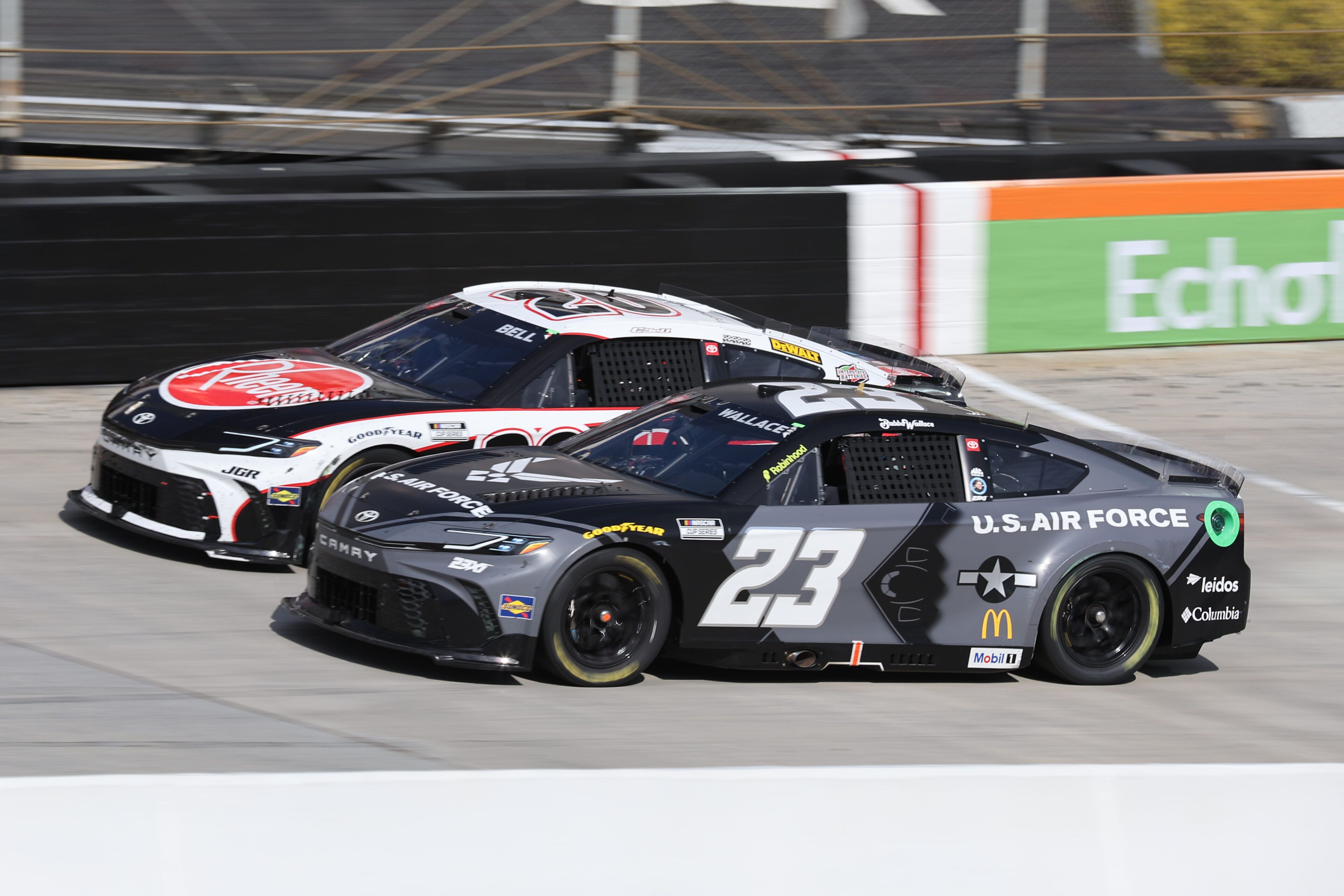 The Unexpected Consequences:  What Chicago Will Miss When Nascar Leaves - x54jvwb