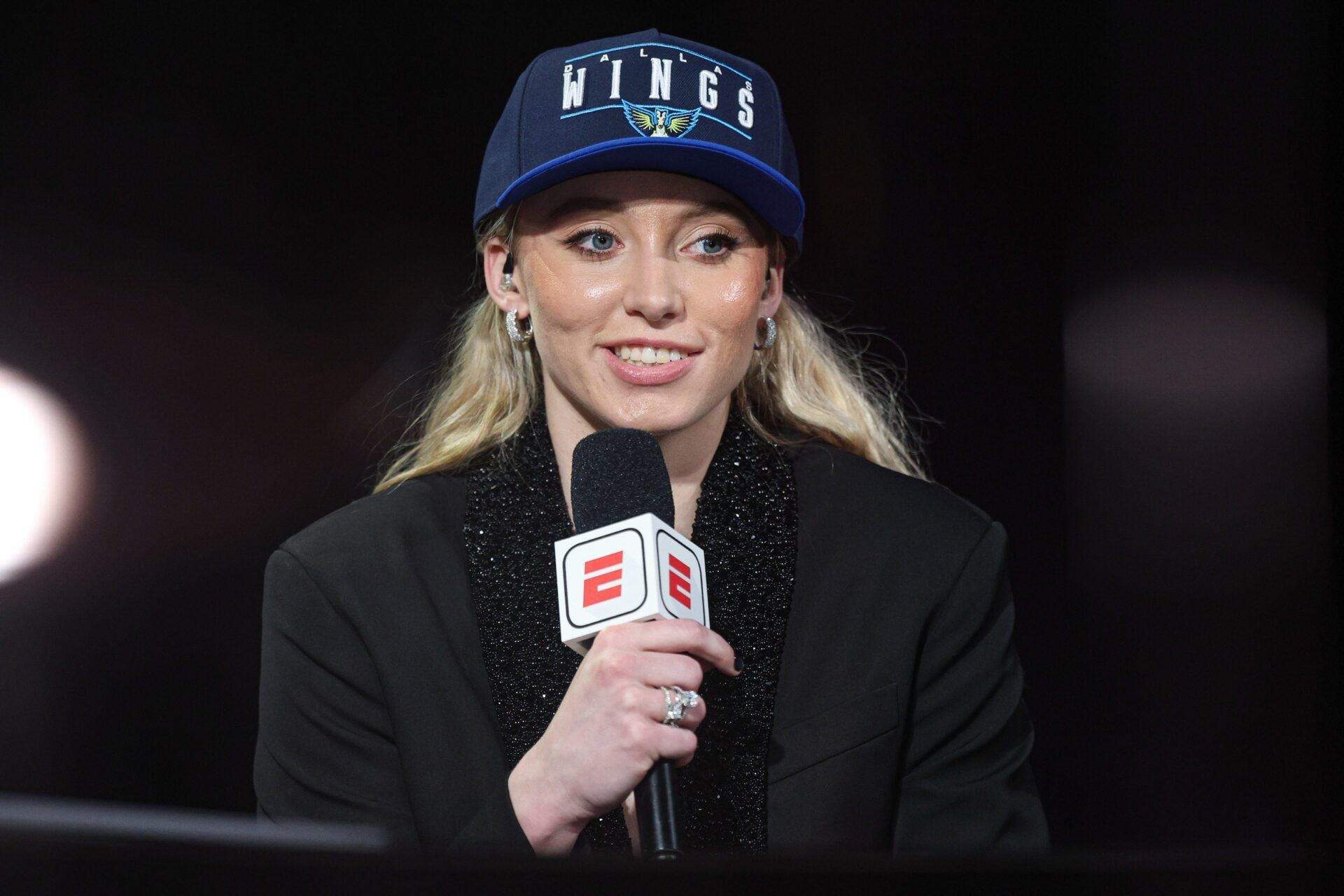 Is Paige Bueckers Playing Tonight? Latest Update on Wings Rookie’s WNBA Preseason Debut vs. Aces