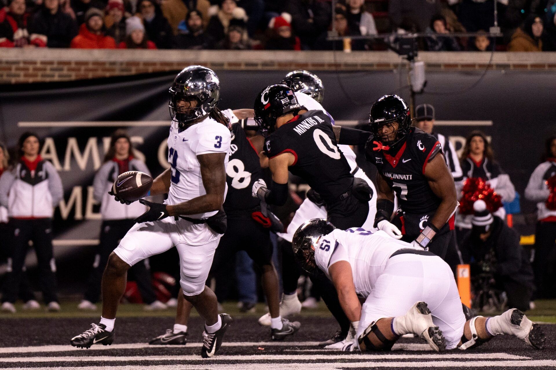 Savion Williams 2025 NFL Draft Hub: Scouting Report, Draft Profile, Projections, and More