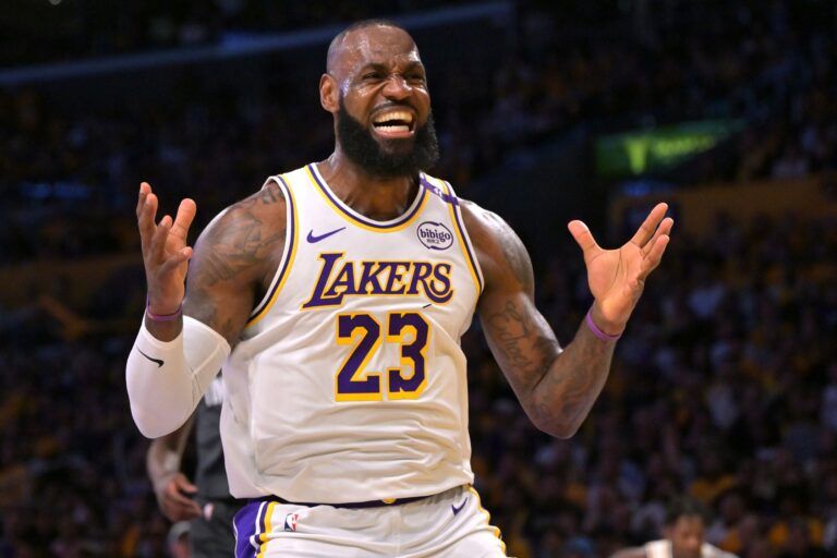 Is LeBron James Playing Tonight? Crucial Update on Lakers Star’s Injury Ahead of Timberwolves Clash