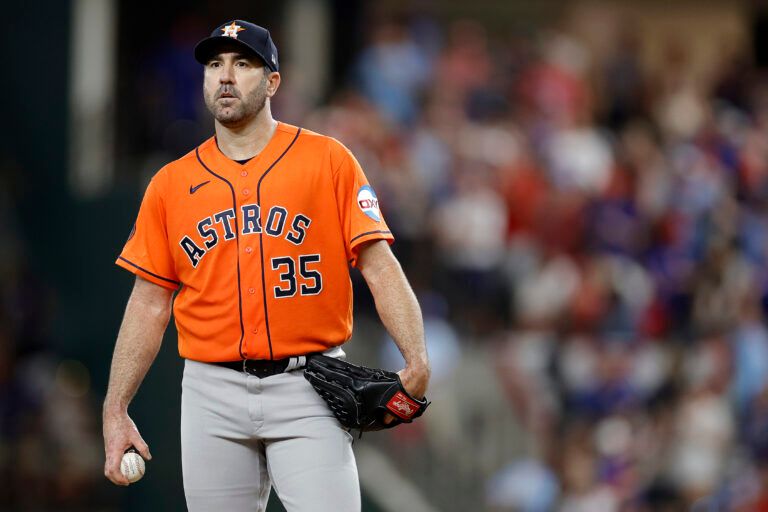 ARLINGTON, TEXAS - OCTOBER 20: Justin Verlander #35 of the Houston Astros reacts against the Texas Rangers during the sixth inning in Game Five of the American League Championship Series at Globe Life Field on October 20, 2023 in Arlington, Texas. (Photo by Carmen Mandato/Getty Images)