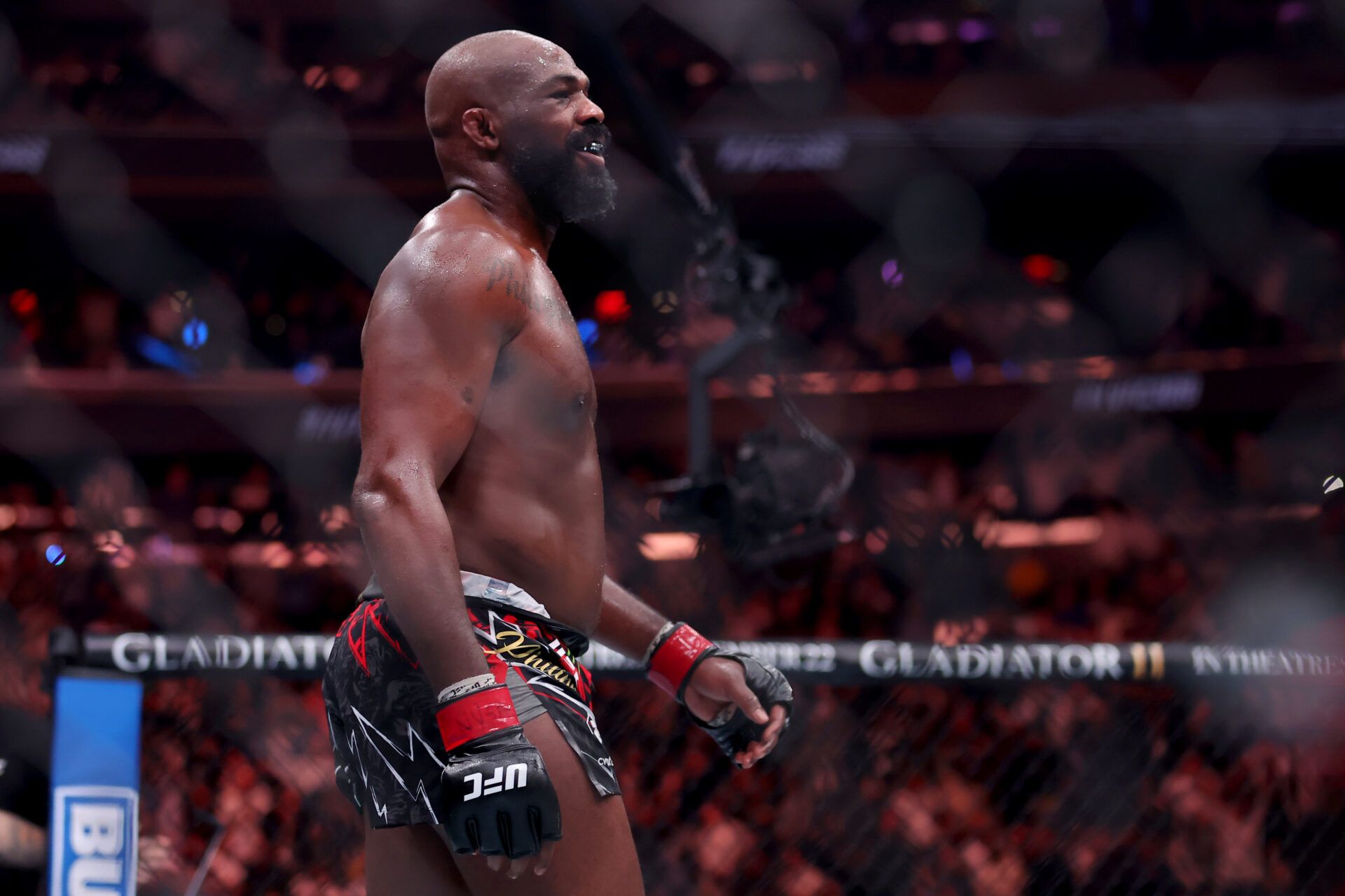 Analyst Suggests Tom Aspinall vs. Former Interim Champ Next, Explains Why Jon Jones Might Be Holding Off