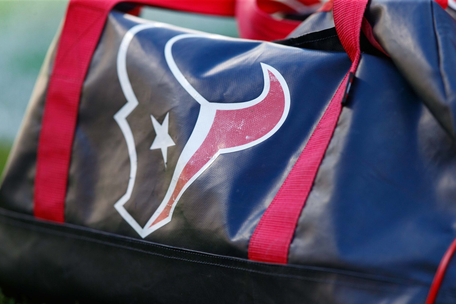 Texans Predicted To Cut Ties With $72,000,000 Playmaker After Drafting Potential Replacement
