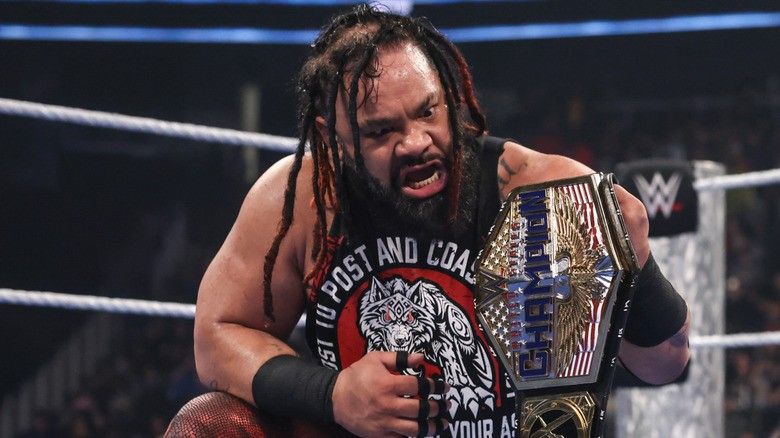 Former US Champ and Jacob Fatu Clash Backstage on SmackDown as LA Knight Watches Unshaken