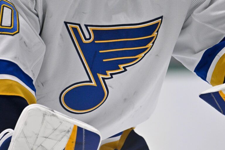 A view of the Blues logo on the jersey of St. Louis Blues goaltender Jordan Binnington (50) during the game between the Dallas Stars and the St. Louis Blues at American Airlines Center.