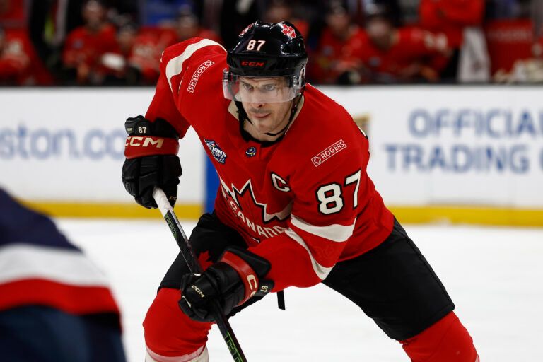 With big changes in Pittsburgh, NHL insider Elliotte Friedman hinted that one Colorado star plans to recruit Sidney Crosby this summer.