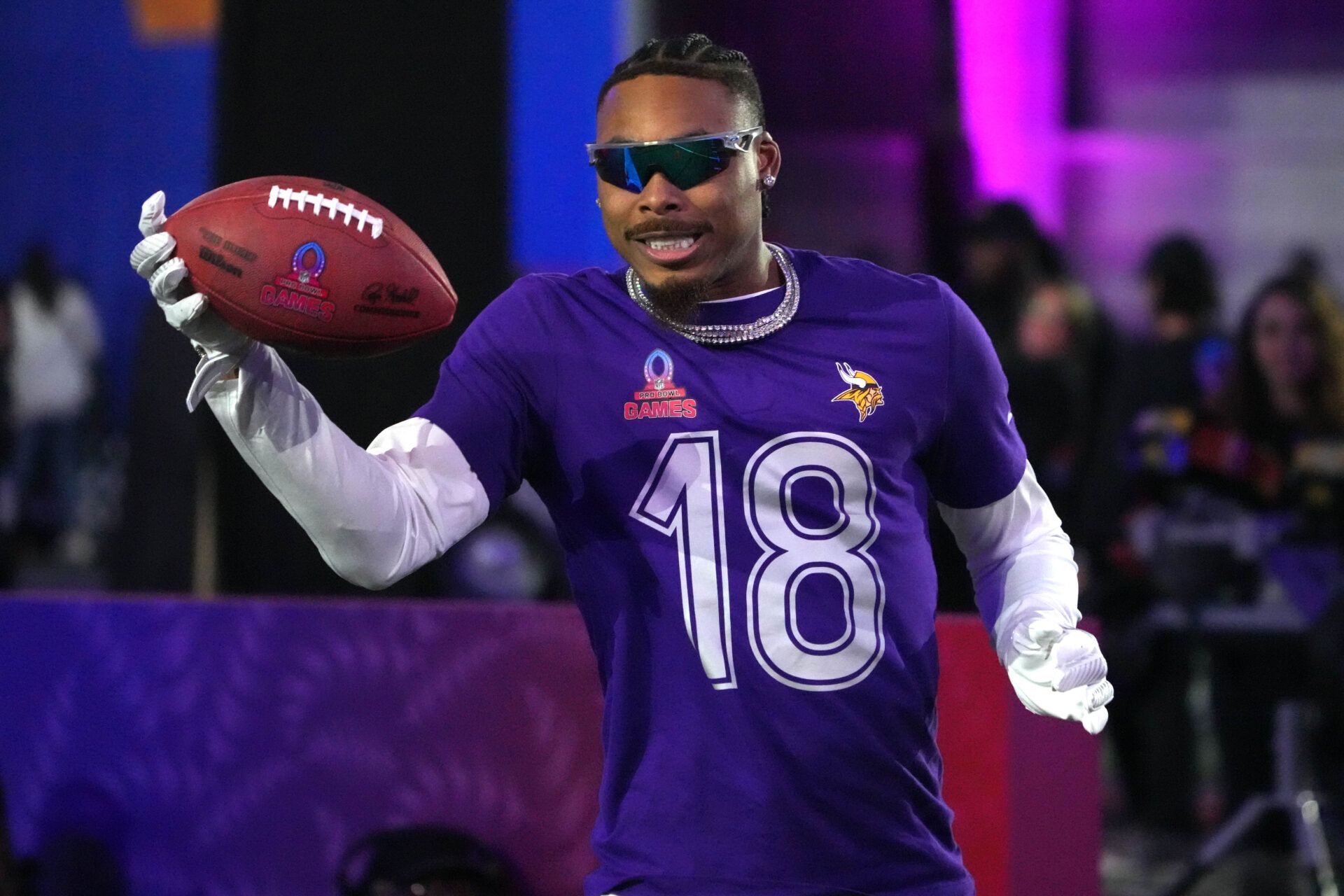 NFC wide receiver Justin Jefferson of the Minnesota Vikings (18) catches the ball during the Satisfying Catch event at the Pro Bowl Skills Challenge at Nicholson Fieldhouse.