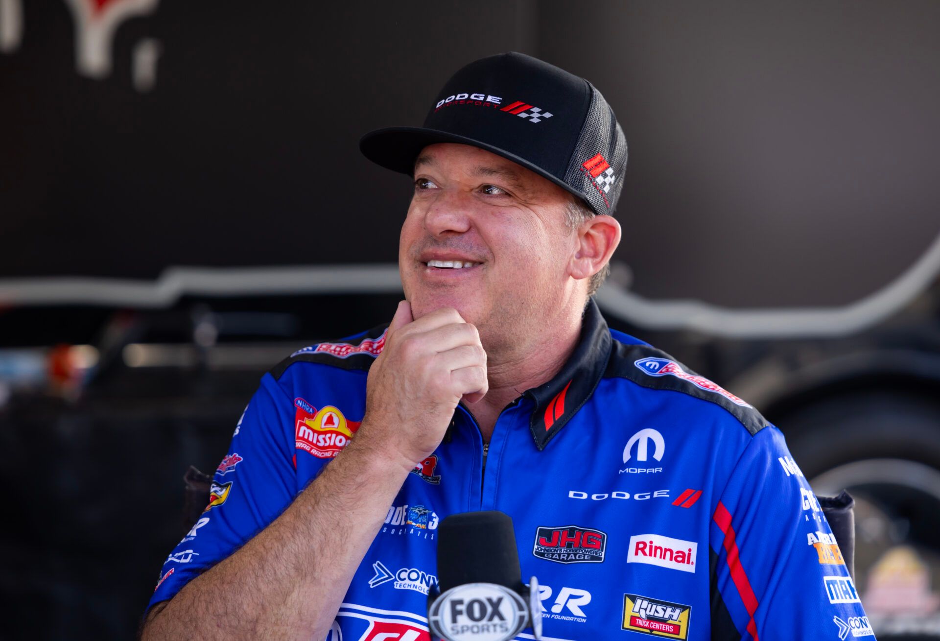 I’m Holding Him’ – When Tony Stewart Opened Up About His Most Demoralizing NASCAR Season