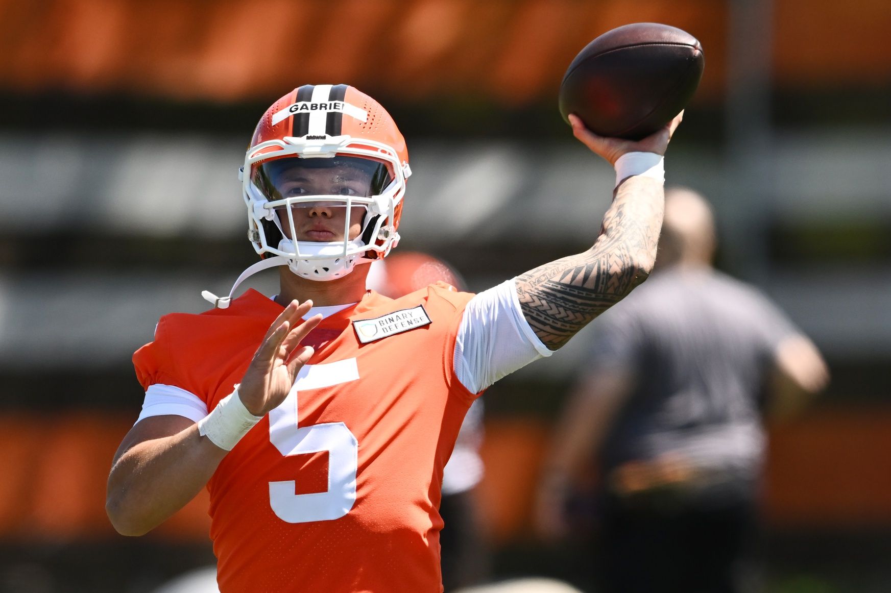 Cleveland Browns quarterback Dillon Gabriel (5) throws a pass during rookie minicamp at CrossCountry Mortgage Campus.