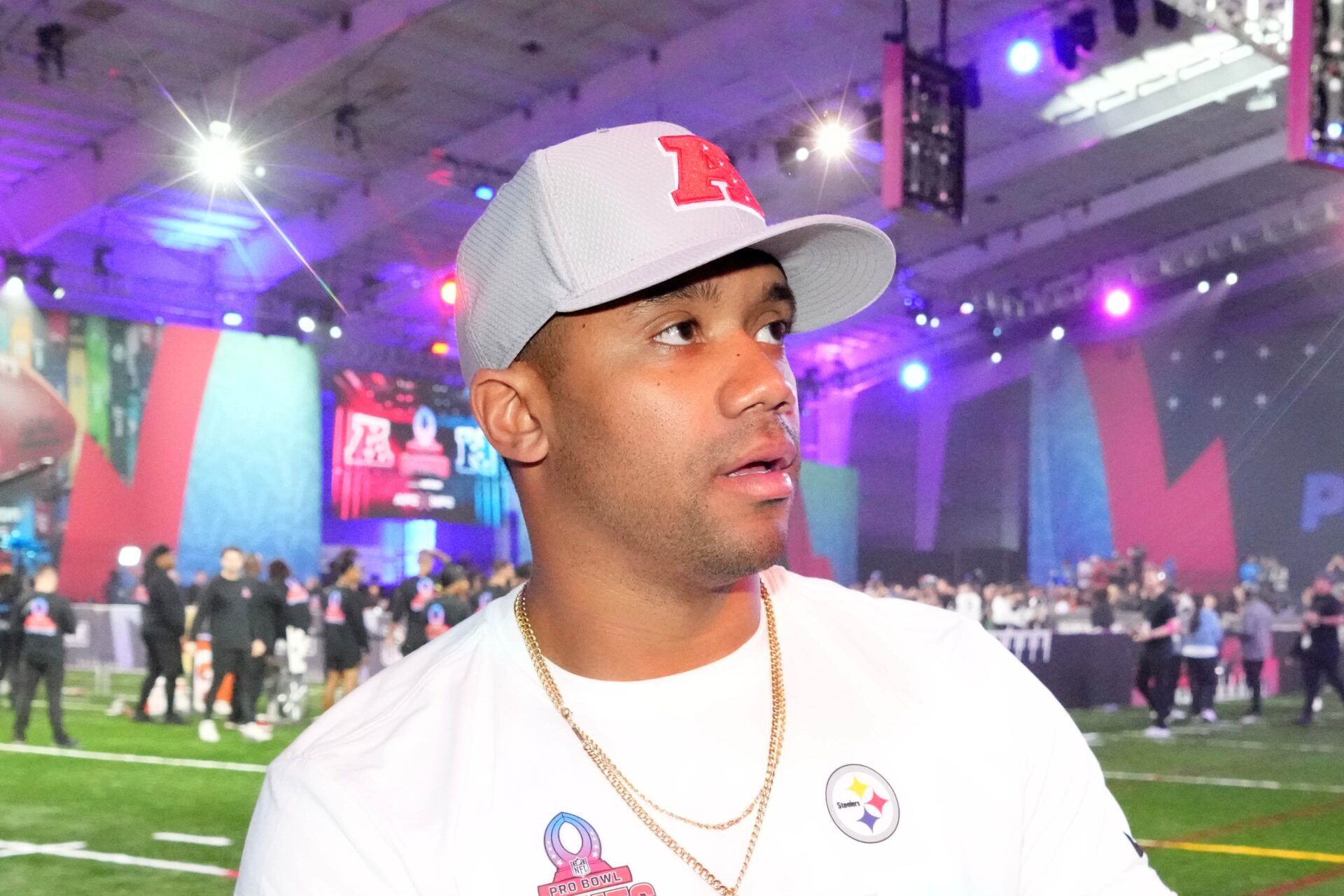 Jan 30, 2025; Orlando, FL, USA; AFC quarterback Russell Wilson (3) of the Pittsburgh Steelers during the Pro Bowl Skills Challenge at Nicholson Fieldhouse. Mandatory Credit: Kirby Lee-Imagn Images