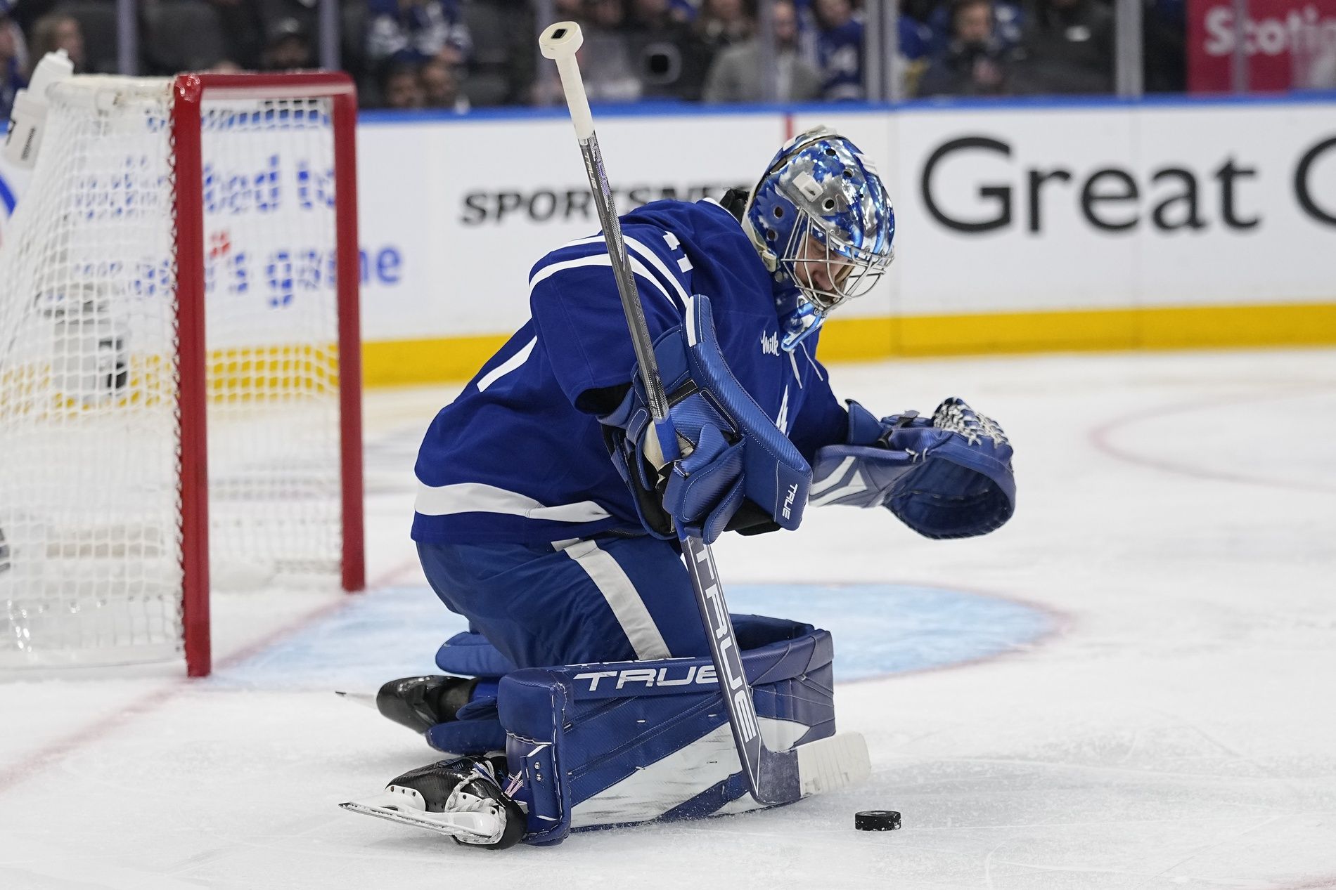 Toronto Maple Leafs goaltender Anthony Stolarz (41) stops the puck against the Florida Panthers during the second period of the second round of the 2025 Stanley Cup Playoffs at Scotiabank Arena.
