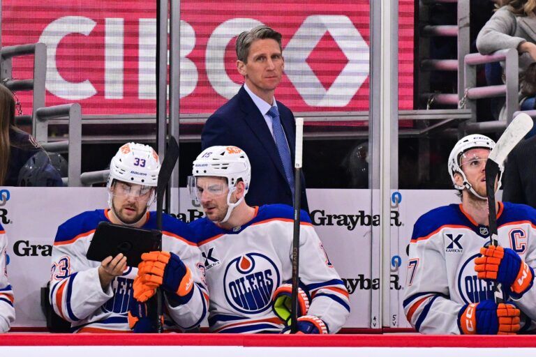 Edmonton Oilers head coach Kris Knoblauch looks on against the Chicago Blackhawks during the first period at the United Center.
