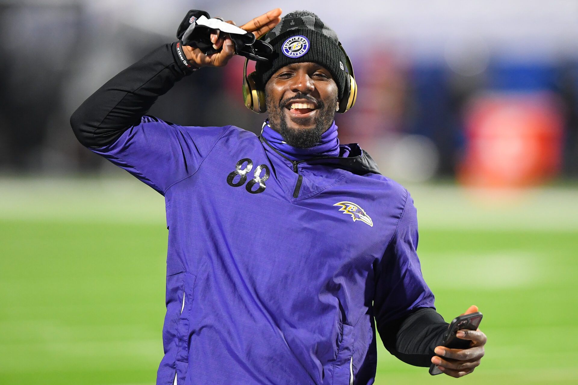Baltimore Ravens wide receiver Dez Bryant (88) gestures prior to an AFC Divisional Round game against the Buffalo Bills at Bills Stadium.