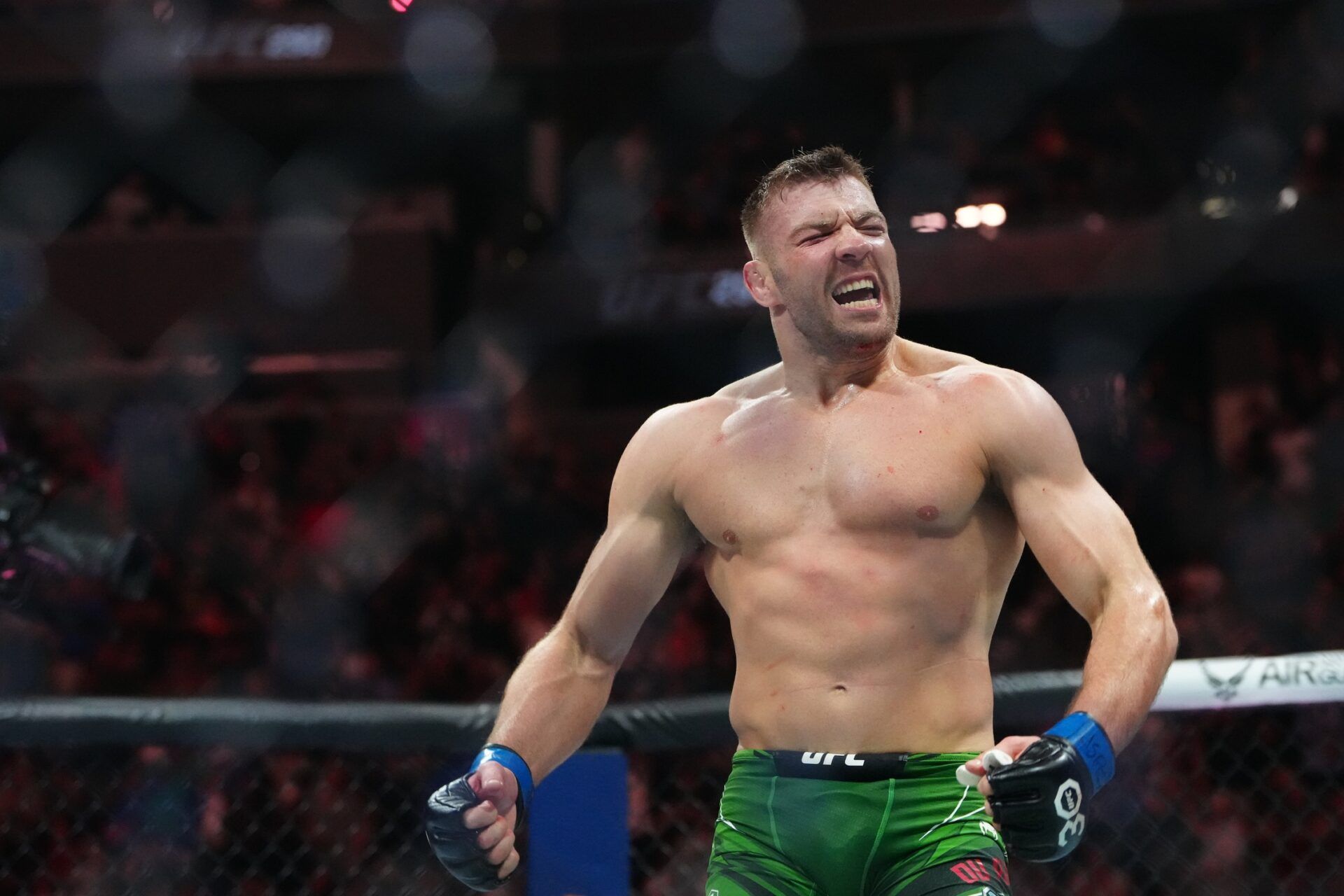 Dricus Du Plessis' partner Vasti Spiller reacted to Khamzat Chimaev fight announcement (