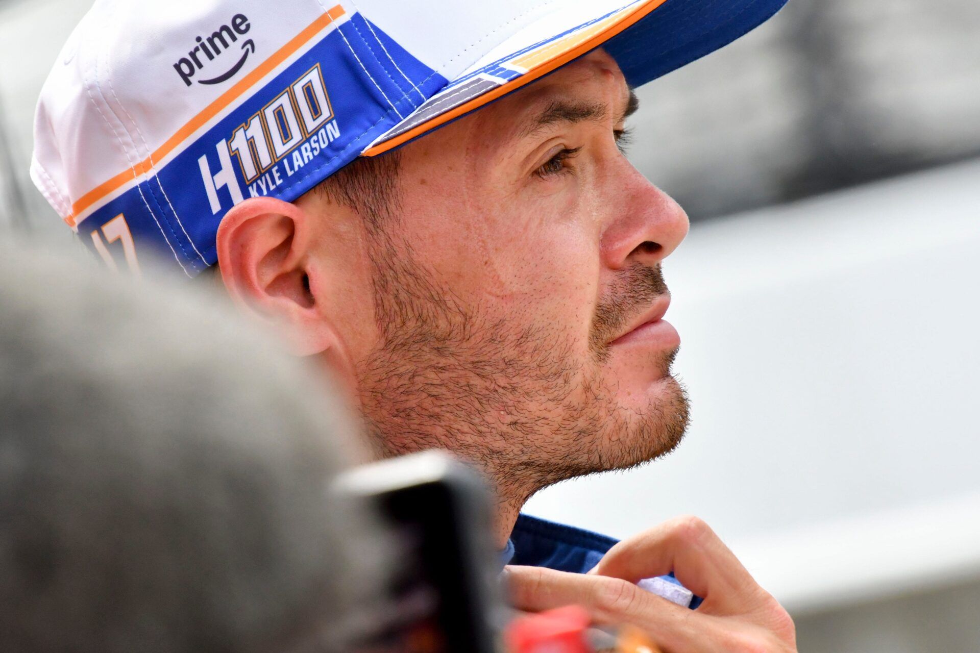 Arrow McLaren driver Kyle Larson (17) sits by his pit box Thursday, May 15, 2025, during a practice for the 109th running of the Indianapolis 500 at Indianapolis Motor Speedway.