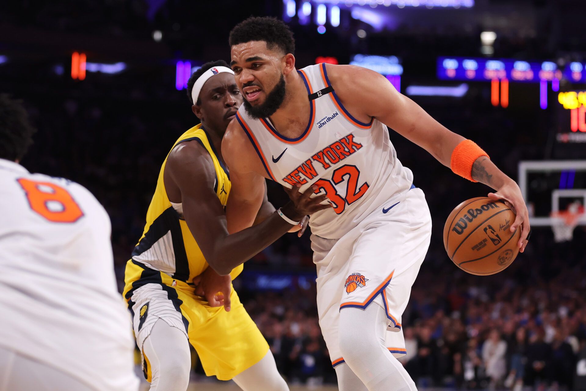 New York Knicks center Karl-Anthony Towns (32) controls the ball against Indiana Pacers forward Pascal Siakam (43) in the third quarter during game one of the eastern conference finals for the 2025 NBA Playoffs at Madison Square Garden.