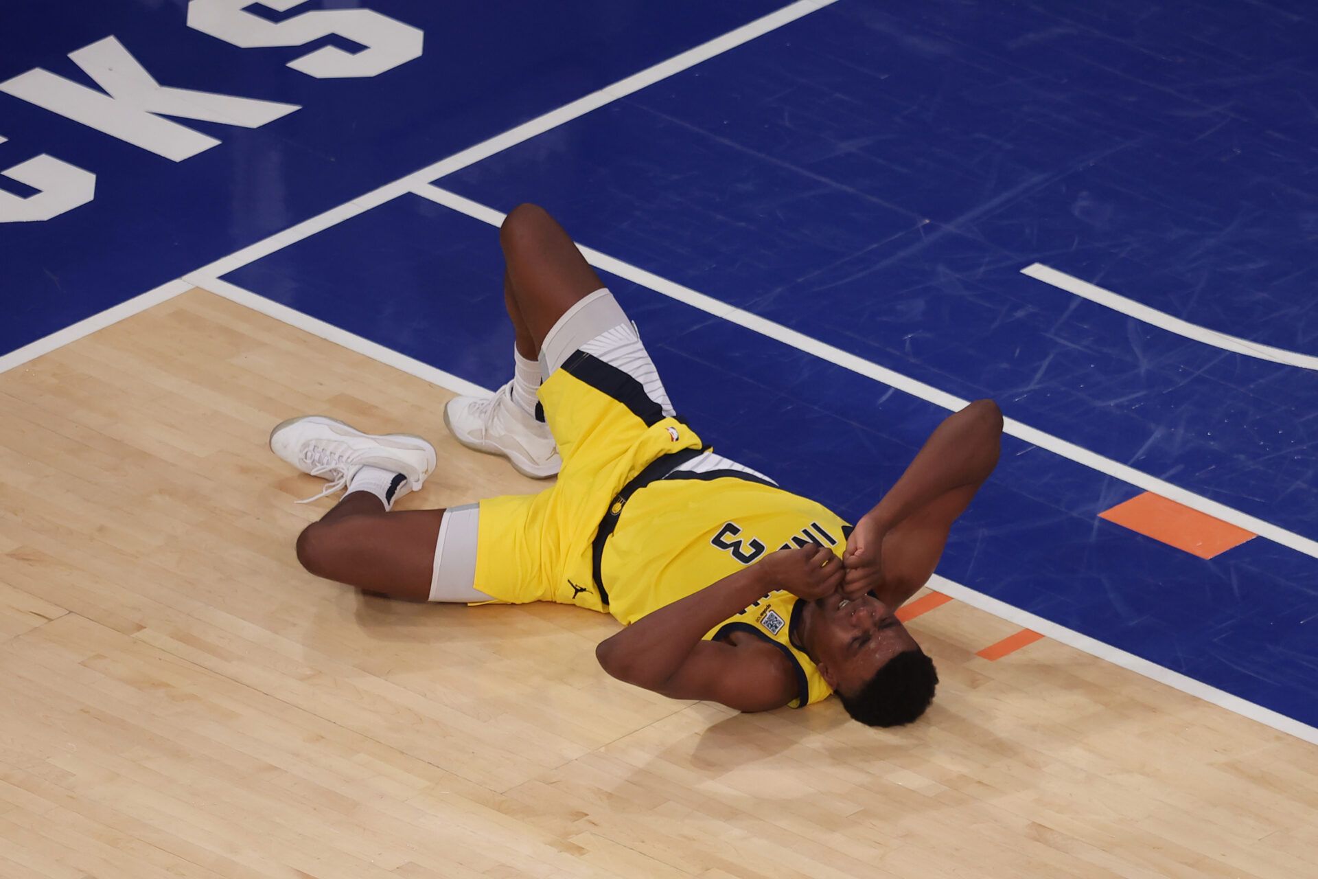 Indiana Pacers center Thomas Bryant (3) reacts in the fourth quarter against the New York Knicks during game one of the eastern conference finals for the 2025 NBA Playoffs at Madison Square Garden.