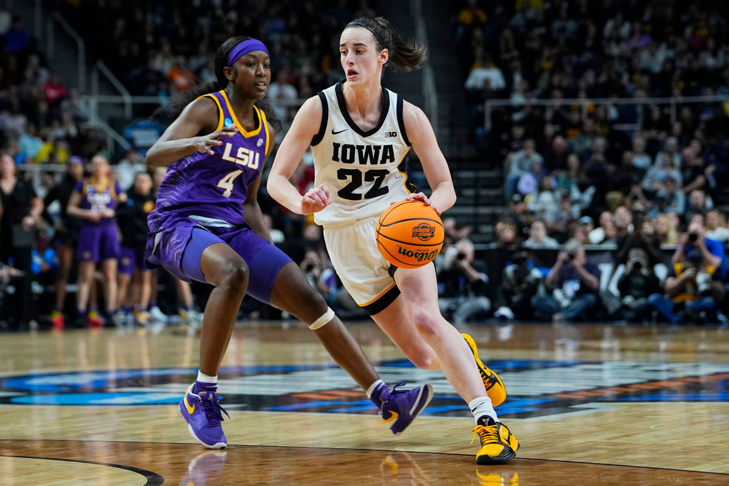 Caitlin Clark Reacts To Being Name-Dropped in LSU Star Flau'jae Johnson's  New Rap Song | PFSN