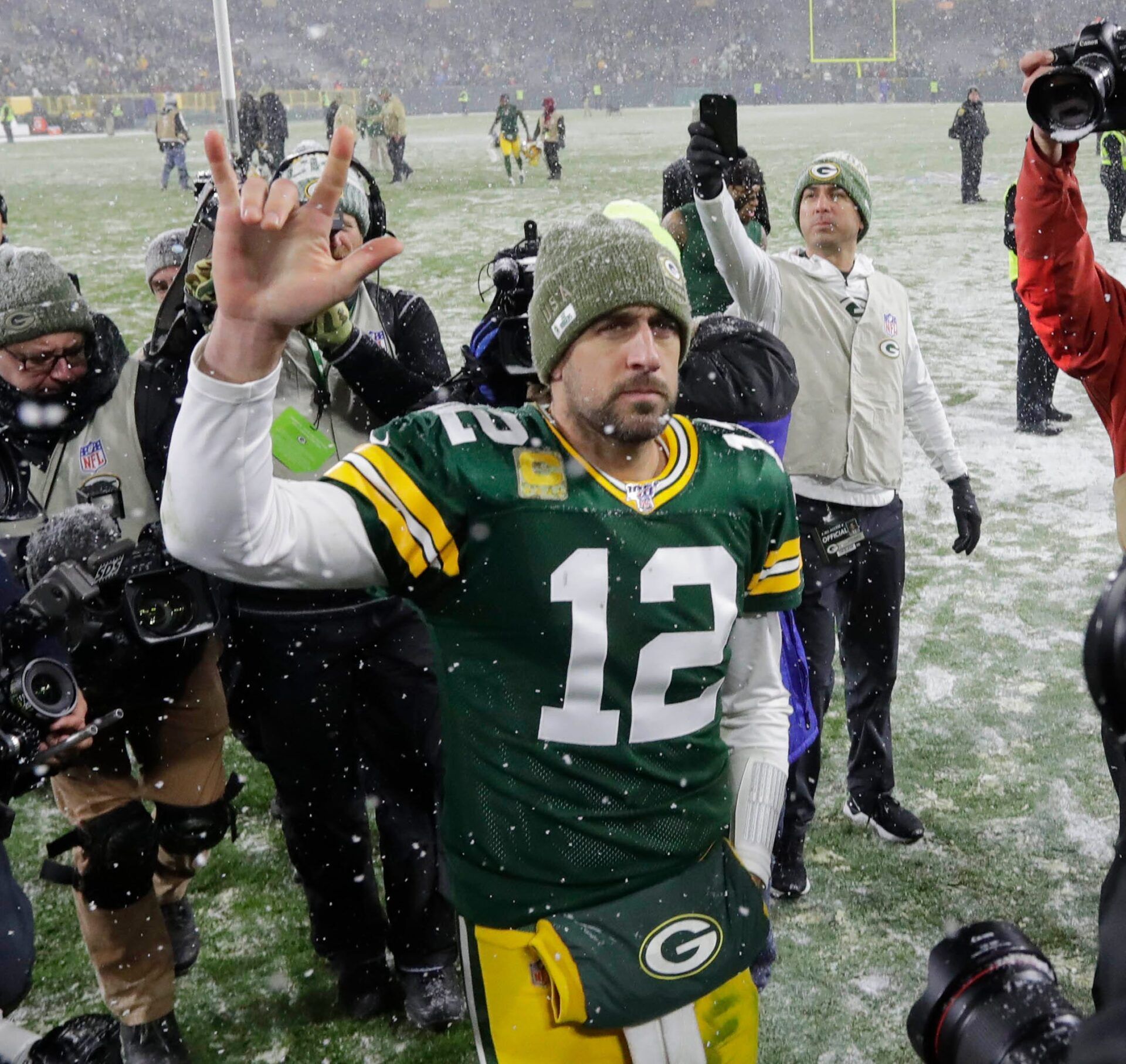 Packers Legend Aaron Rodgers Makes Feelings Clear About Green Bay Finally Drafting a WR in First Round of Draft