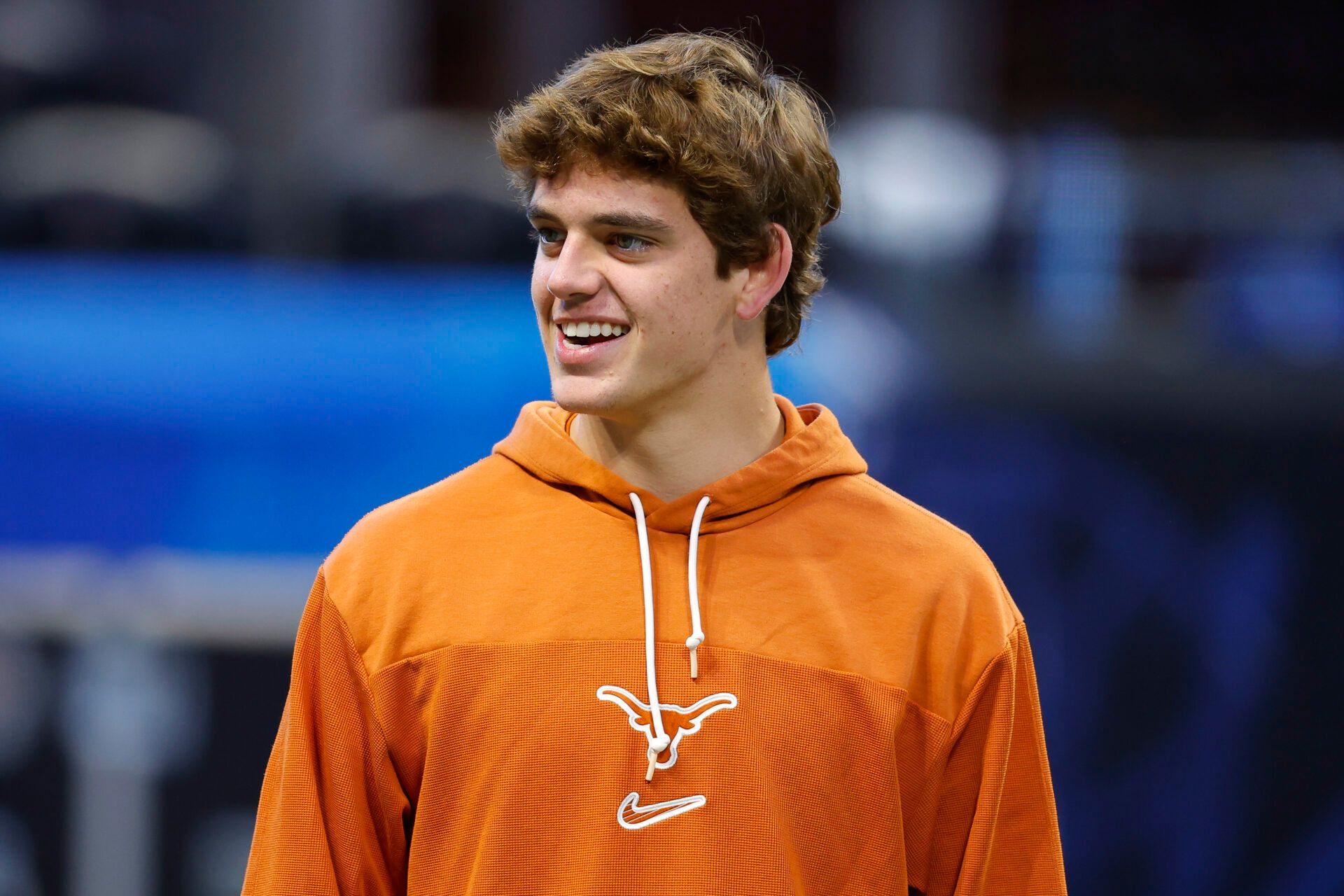 ATLANTA, GEORGIA - JANUARY 1: Arch Manning #16 of the Texas Longhorns warms up prior to the Chick-fil-A Peach Bowl between the Texas Longhorns and Arizona State Sun Devils at Mercedes-Benz Stadium on January 1, 2025 in Atlanta, Georgia. (Photo by Todd Kirkland/Getty Images)