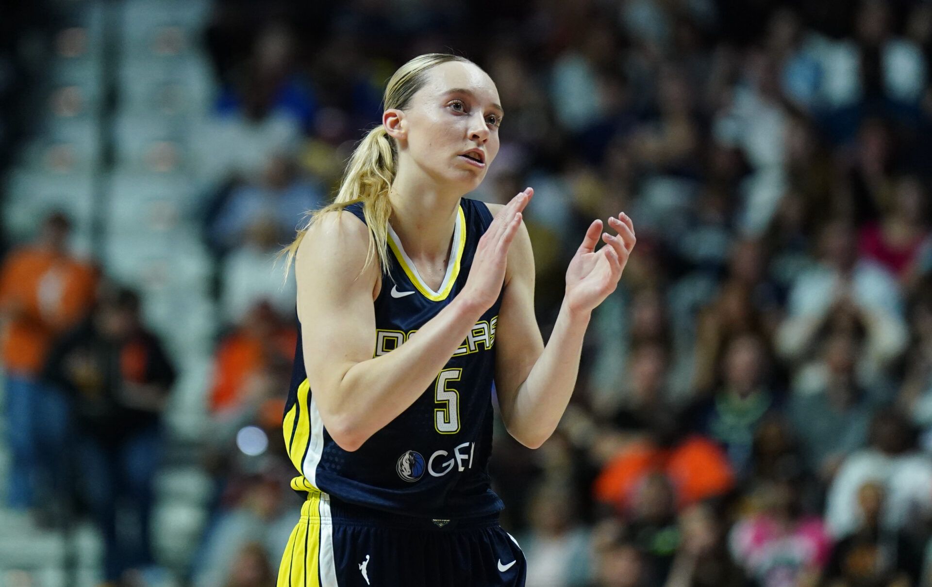 Paige Bueckers Makes WNBA History as Career-High 21 Points Earn Wings'  First Win vs. Sun