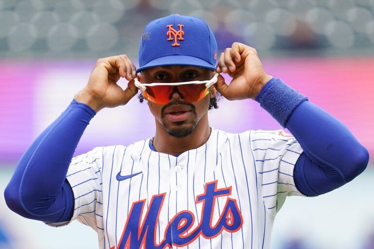 New York Mets shortstop Francisco Lindor (12) warms up before the game against the Chicago White Sox at Citi Field.