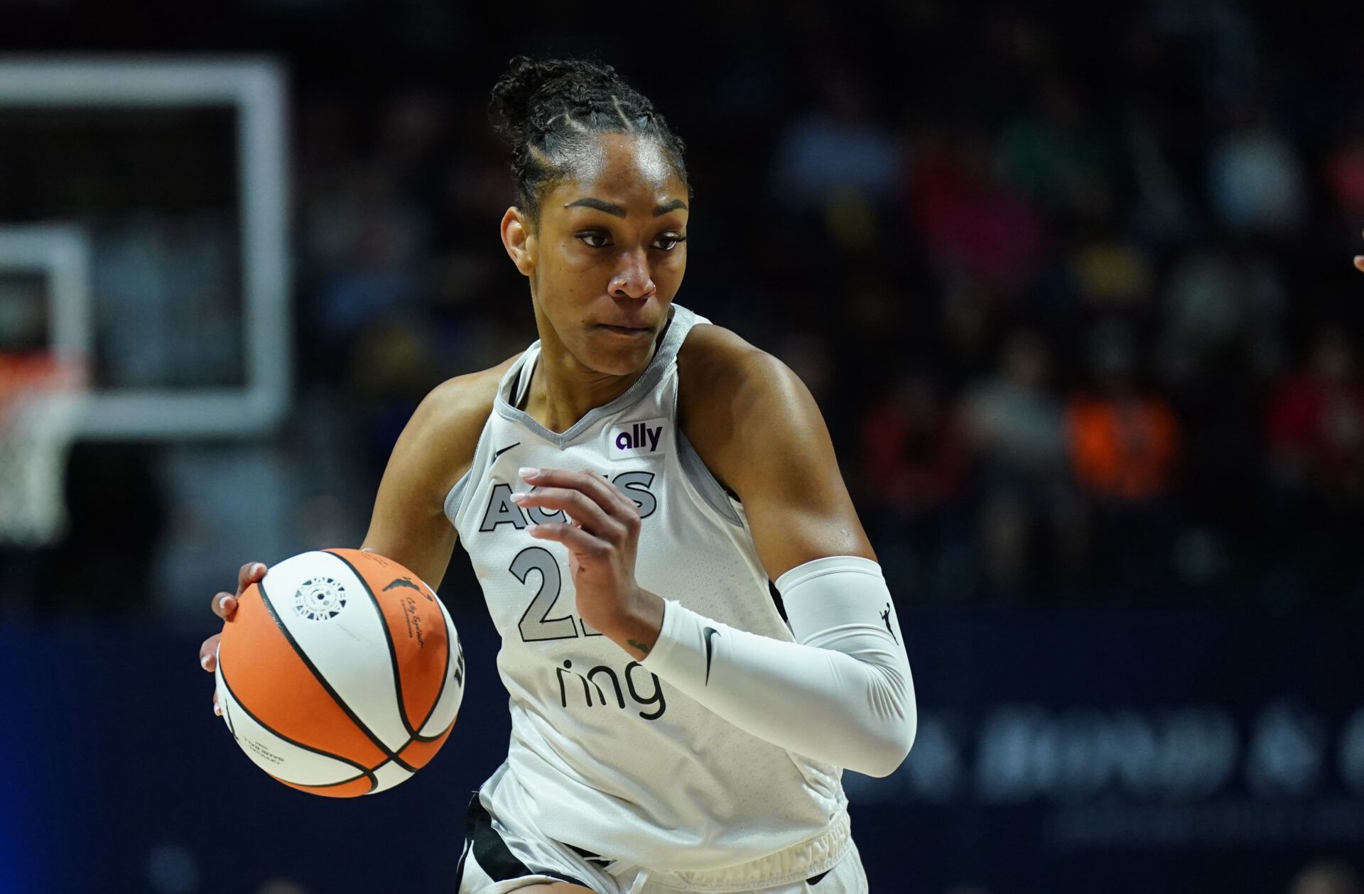 Las Vegas Aces center A'ja Wilson (22) returns the ball against the Connecticut Sun in the first half at Mohegan Sun Arena.