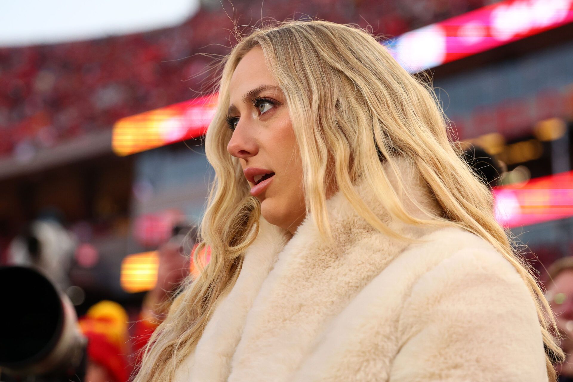 Brittany Mahomes on the sidelines before the AFC Championship gameagainst the Buffalo Bills at GEHA Field at Arrowhead Stadium.