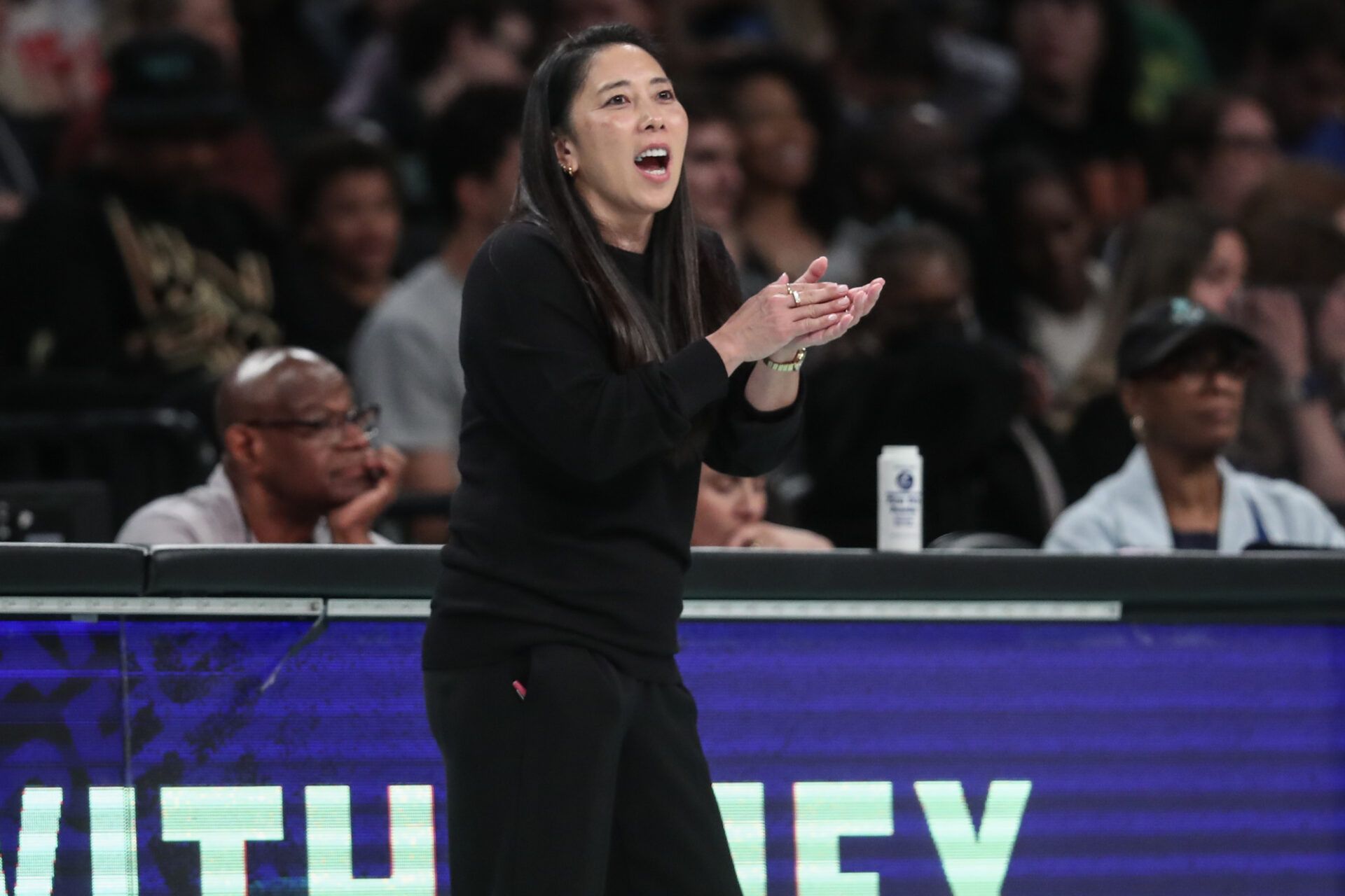 Golden State Valkyries head coach Natalie Nakase yells instructions in the fourth quarter against the New York Liberty at Barclays Center.
