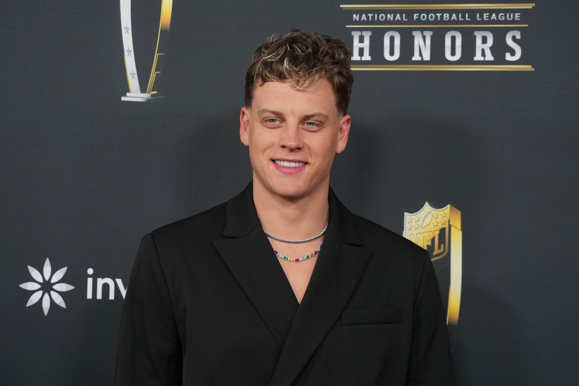 Joe Burrow on the red carpet before Super Bowl LIX NFL Honors at Saenger Theatre.