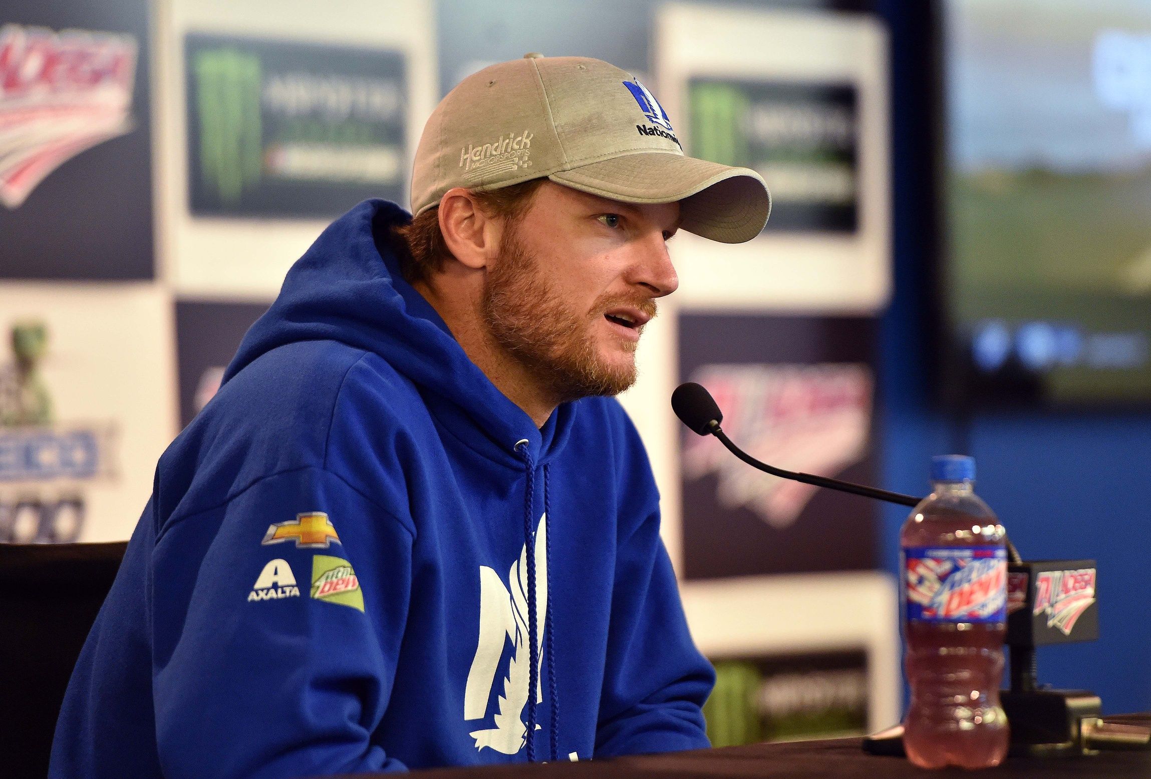 Dovers Dark Horse: Dale Earnhardt Jr.'S Unexpected Prediction! - i8asq6b