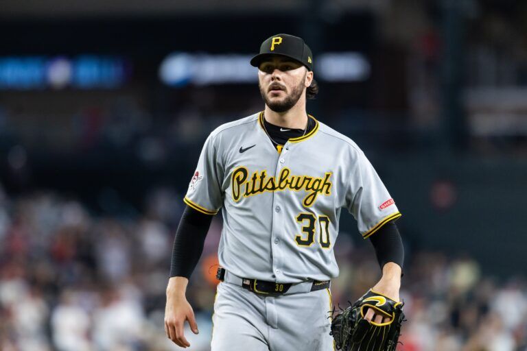 Pittsburgh Pirates pitcher Paul Skenes (30) against the Arizona Diamondbacks in at Chase Field.