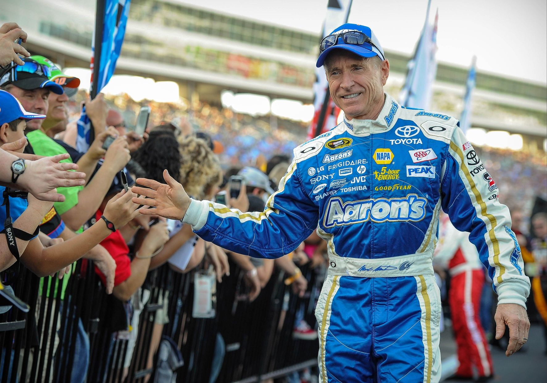 NASCAR Legend Mark Martin Reveals the Only Scenario That Could Have ...