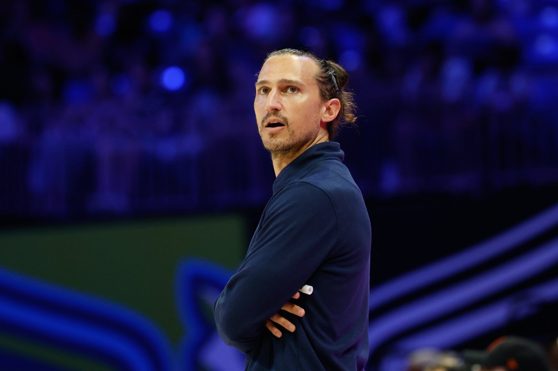 Wings HC Chris Koclanes Breaks Down Dallas' Crumbling Offense as Paige Bueckers' Absence Leads to Loss vs. Lynx