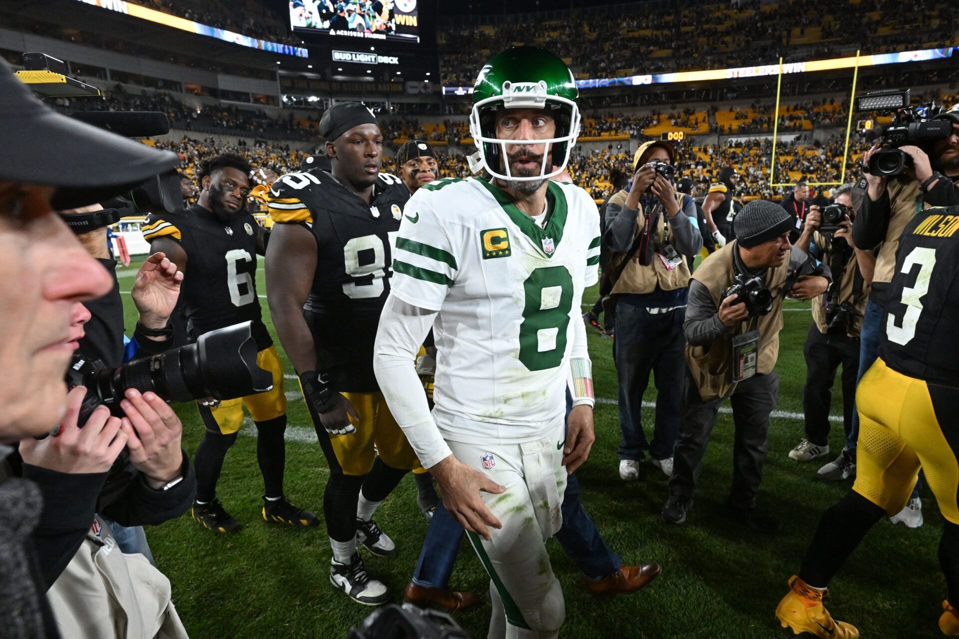 New York Jets quarterback Aaron Rodgers (8) reacts following a loss to the Pittsburgh Steelers at Acrisure Stadium.