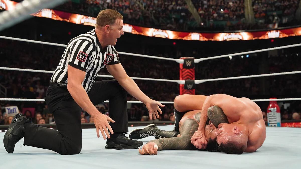 New World Heavyweight Champion Crowned On WWE RAW As Jey Uso Passes Out In The Ring