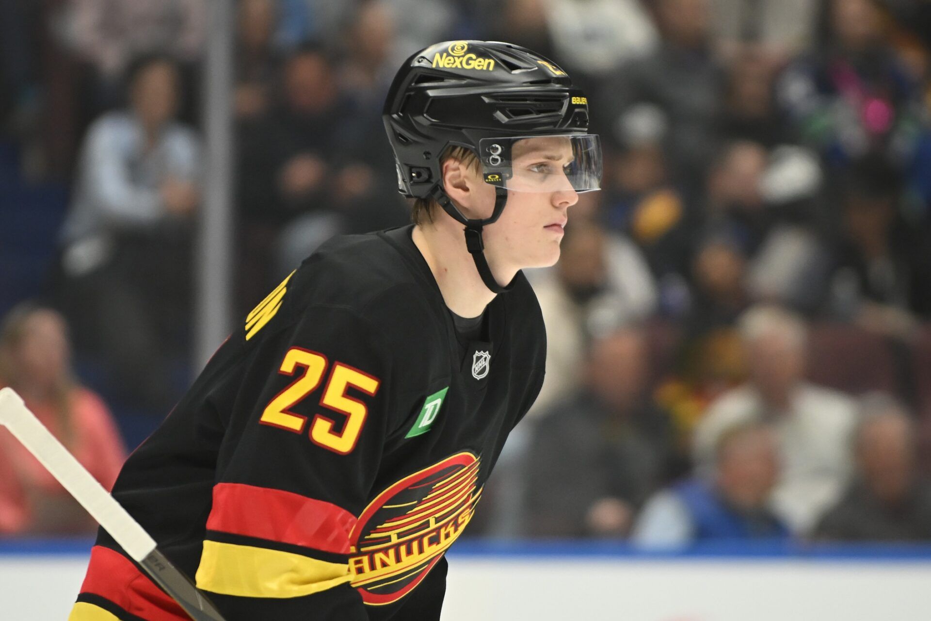 Could Canucks Shop Elias Pettersson? Insider Makes Opinion Known on  Vancouver's Highest-Paid Player | PFSN