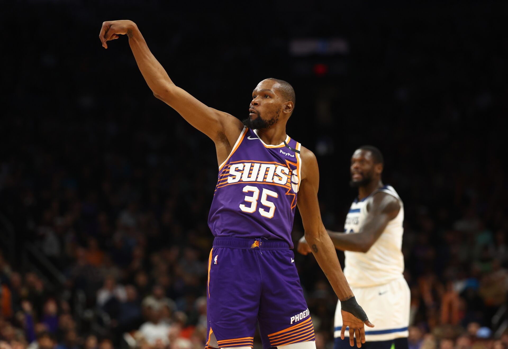 Phoenix Suns forward Kevin Durant (35) against the Minnesota Timberwolves at Footprint Center.